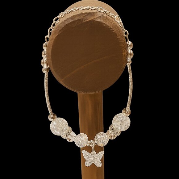 Elegant Silver Butterfly Charm Bracelet - Picture 2 of 3